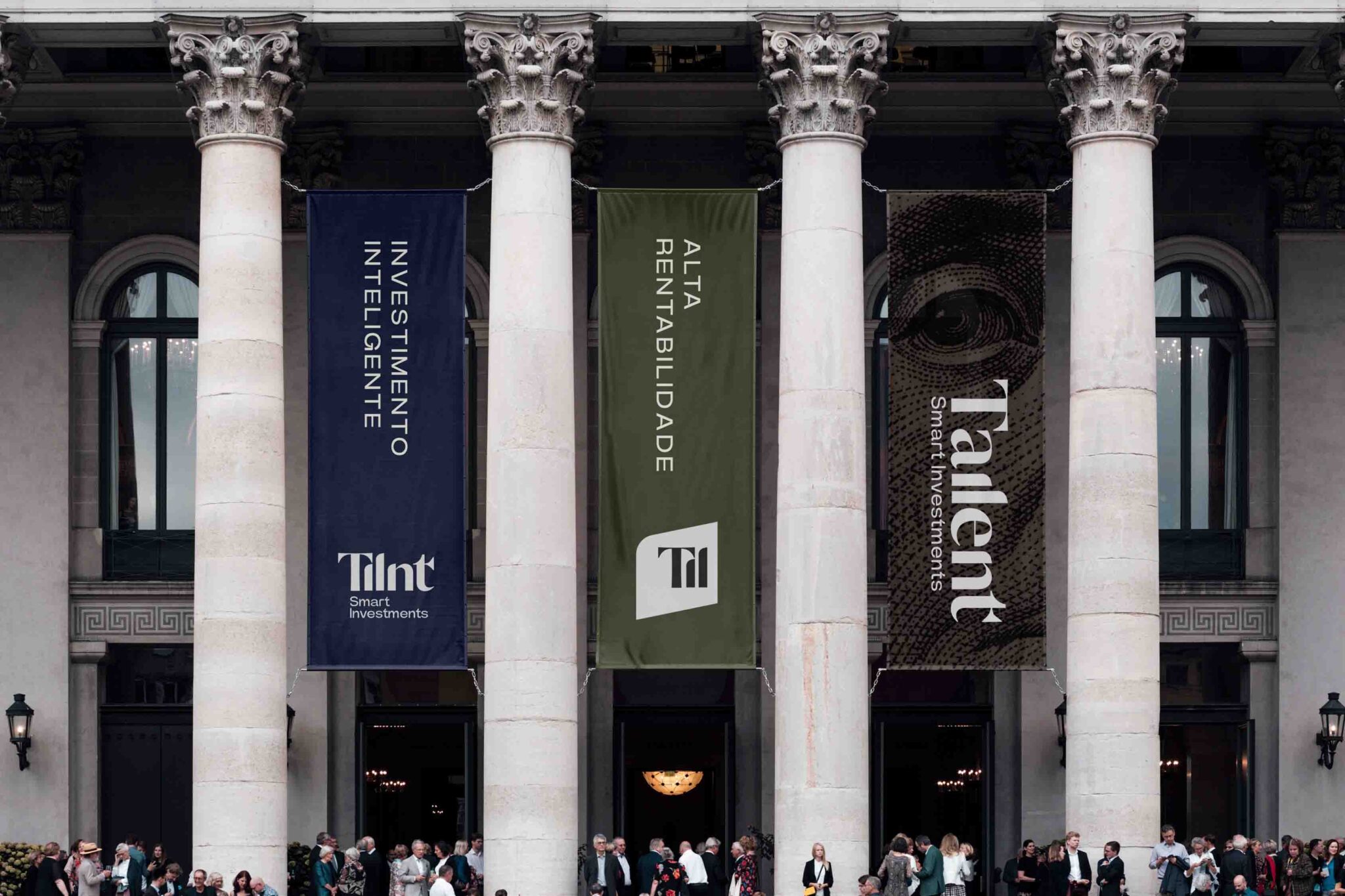 Museum-Banners-Mockup